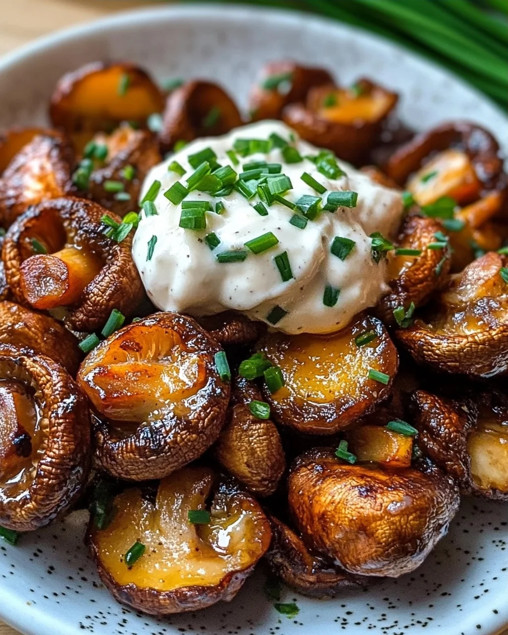 gebratene Champignons mit Knoblauchdip (Rezept wie vom Weihnachtsmarkt)